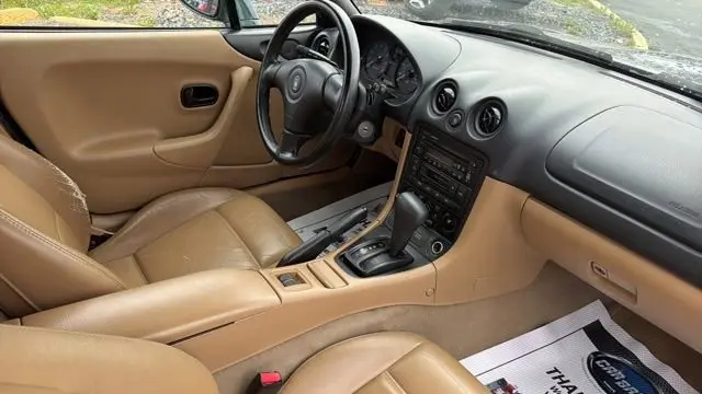 1999 Mazda MX-5 Miata Base