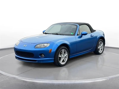 Photo of a 2006 Mazda MX-5 Miata 2DR Convertible for sale