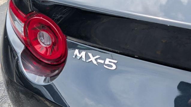 2025 Mazda MX-5 Miata Sport