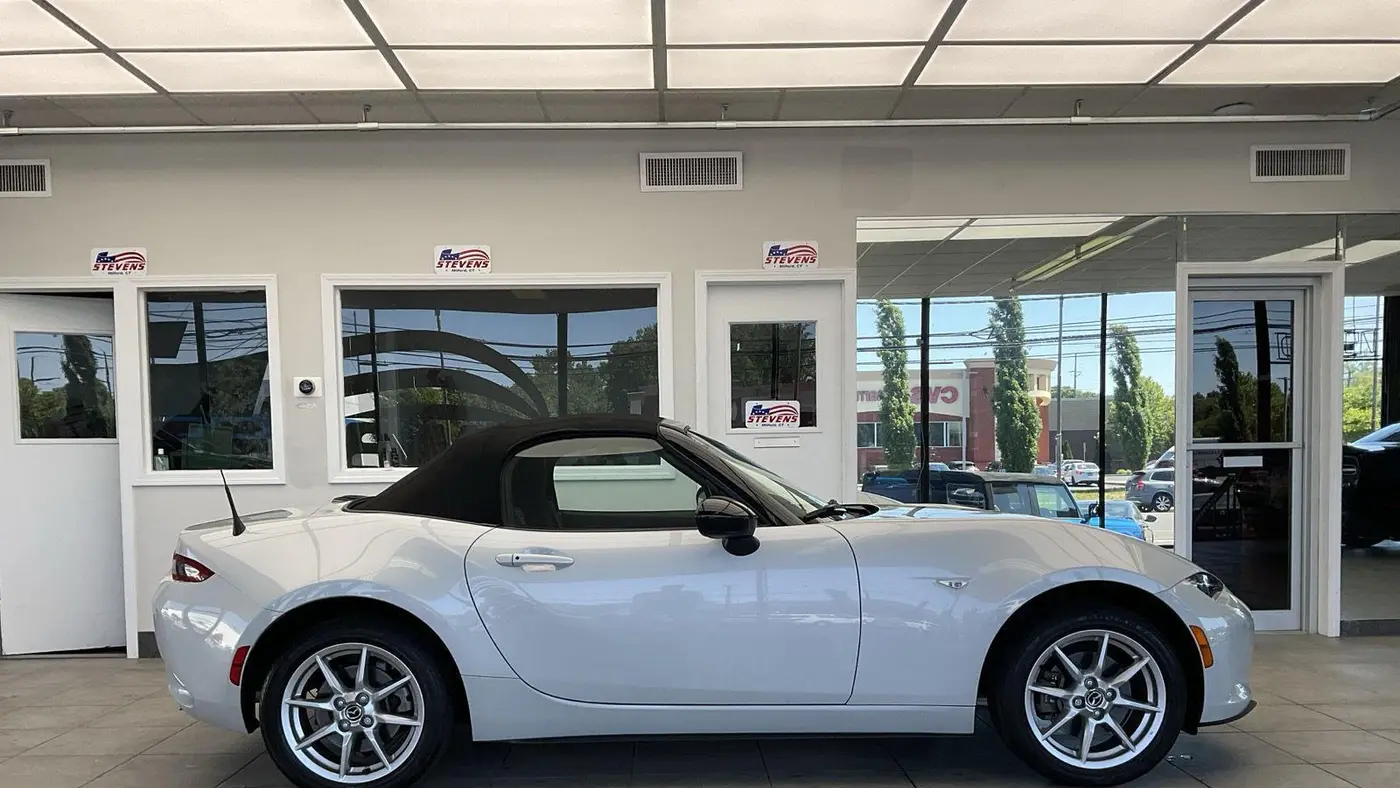 2016 Mazda MX-5 Miata Sport