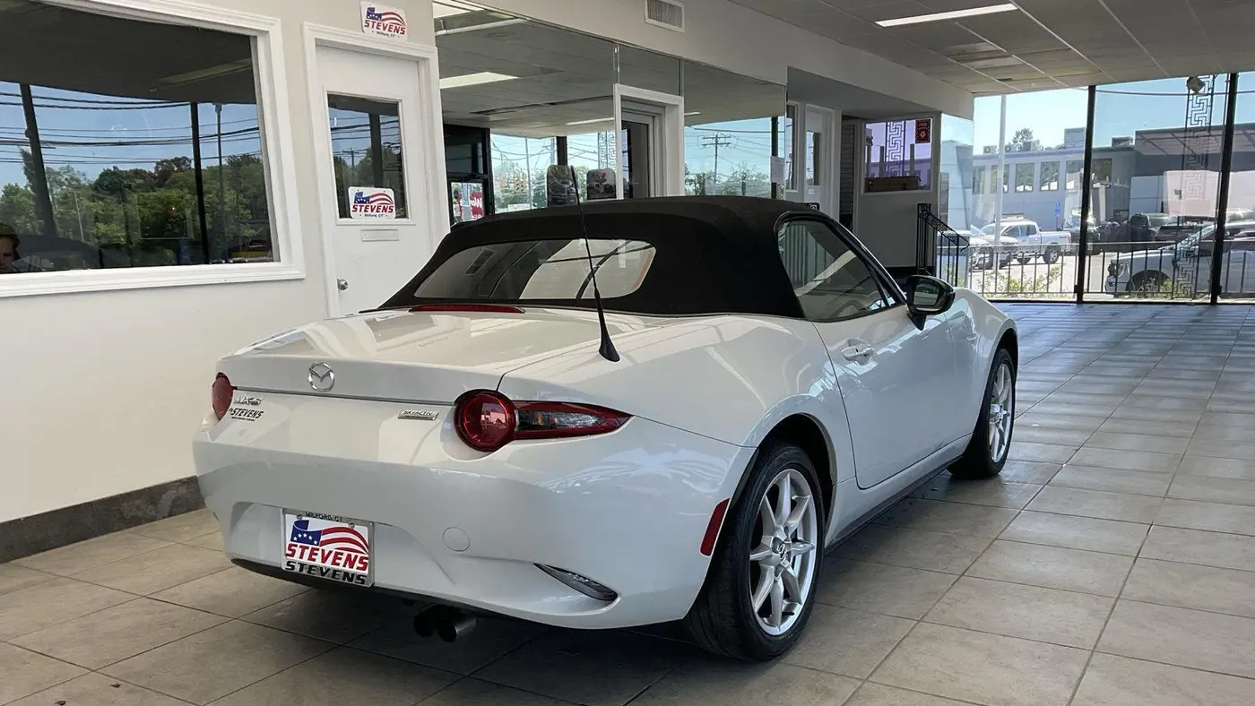 2016 Mazda MX-5 Miata Sport