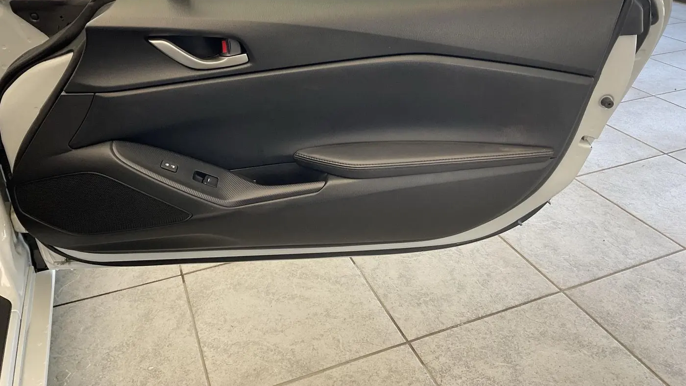 2016 Mazda MX-5 Miata Sport