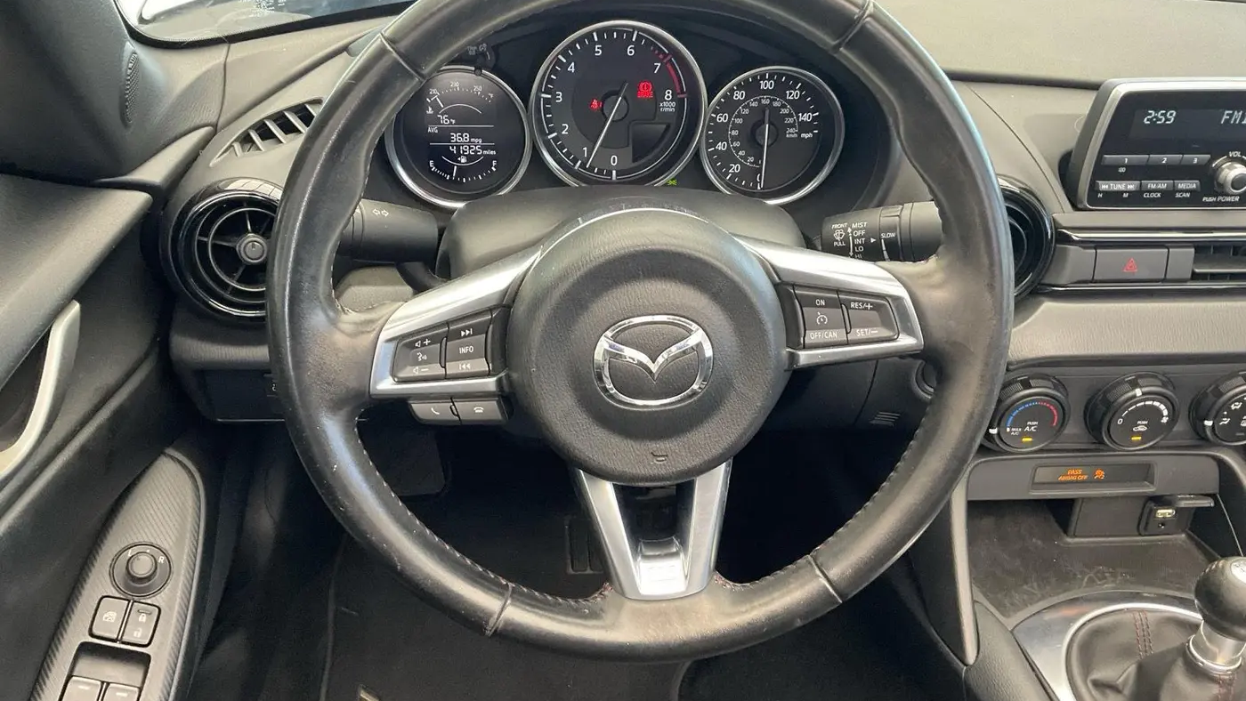 2016 Mazda MX-5 Miata Sport