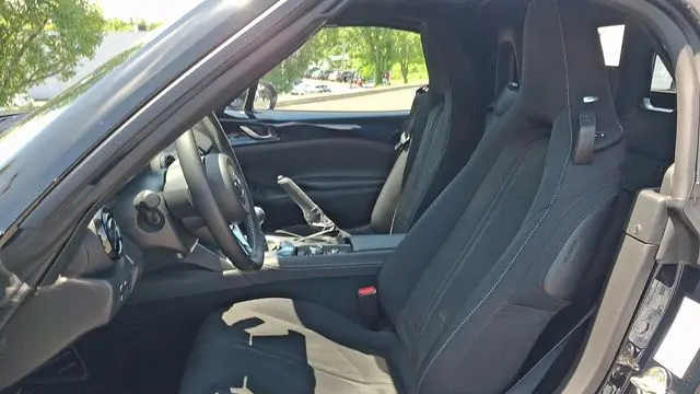 2025 Mazda MX-5 Miata Club