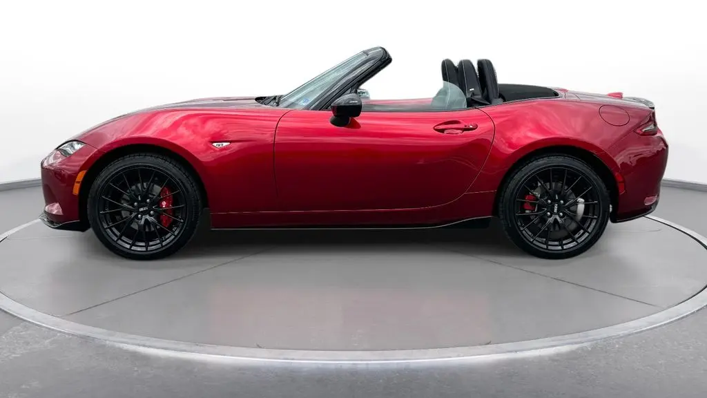 2025 Mazda MX-5 Miata Club