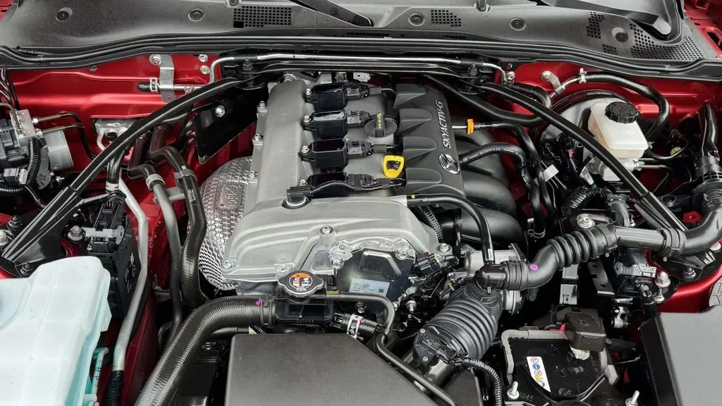 2025 Mazda MX-5 Miata Club