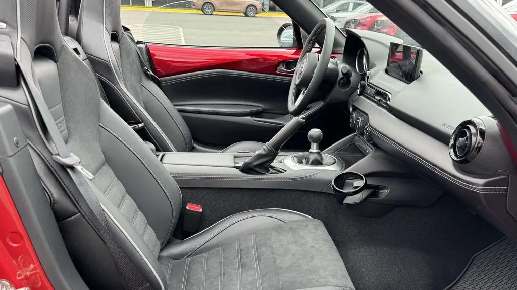 2025 Mazda MX-5 Miata Club