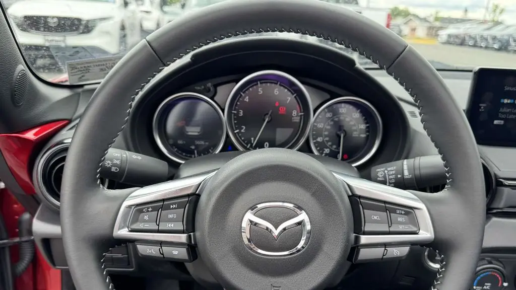 2025 Mazda MX-5 Miata Club