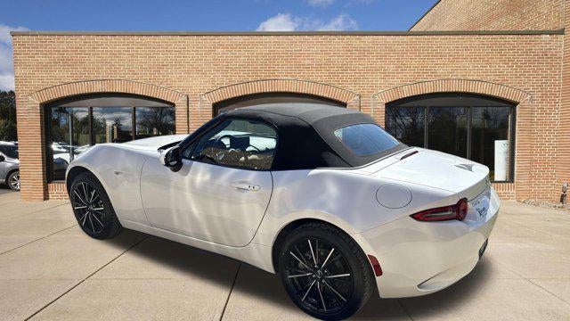 2026 Mazda MX-5 Miata Grand Touring