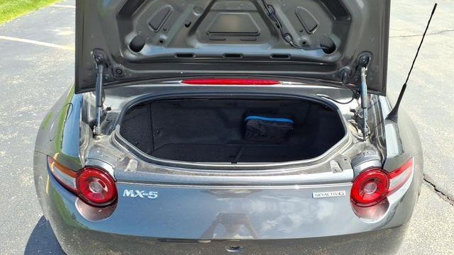 2025 Mazda MX-5 Miata 