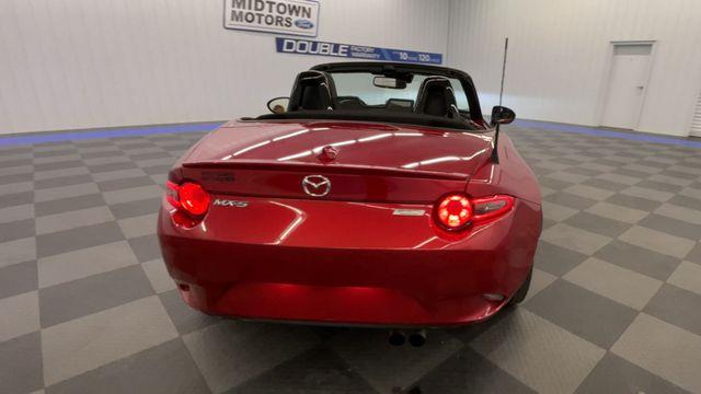 2016 Mazda MX-5 Miata Grand Touring