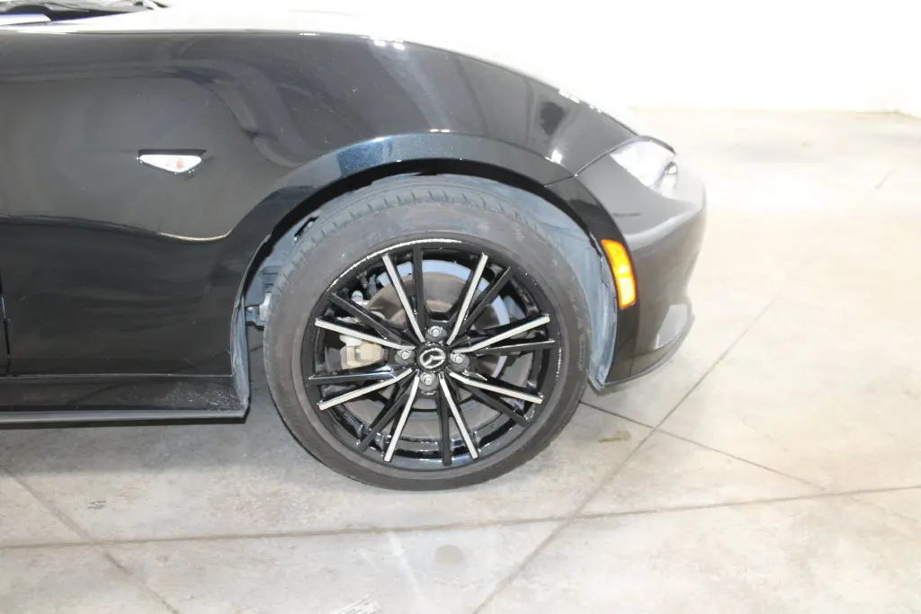 2025 MAZDA MX-5 - $27,998