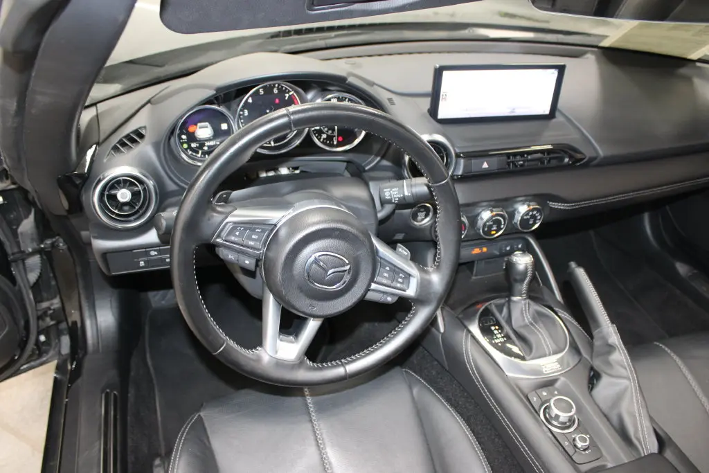 2025 MAZDA MX-5 - $27,998