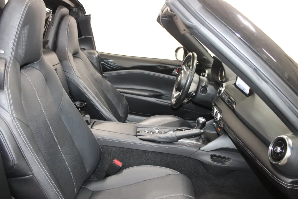 2025 MAZDA MX-5 - $27,998