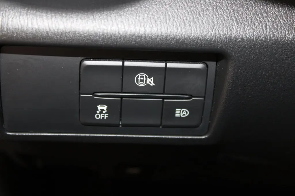 2025 MAZDA MX-5 - $27,998
