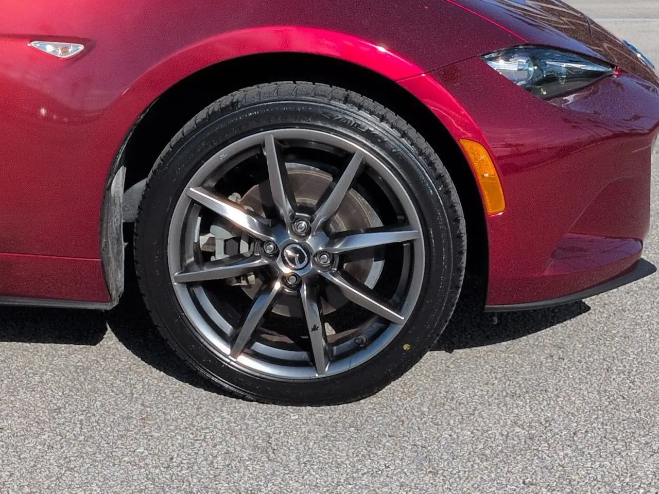 2021 MAZDA MX-5 - $27,106