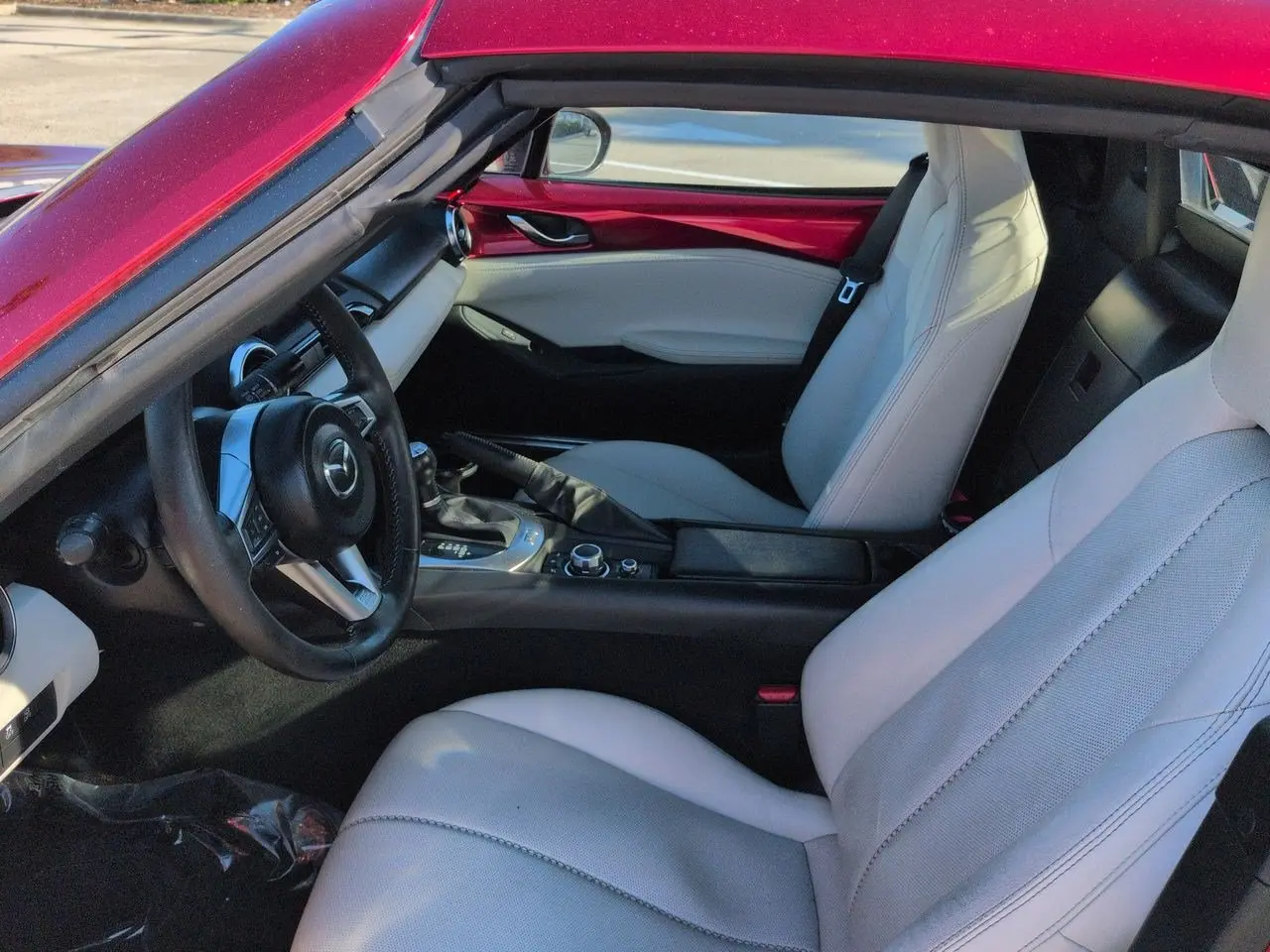 2021 MAZDA MX-5 - $27,106