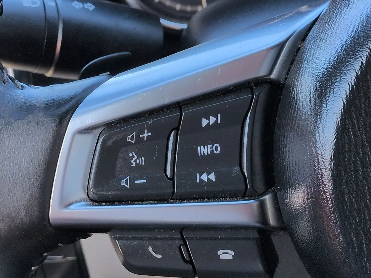 2021 MAZDA MX-5 - $27,106