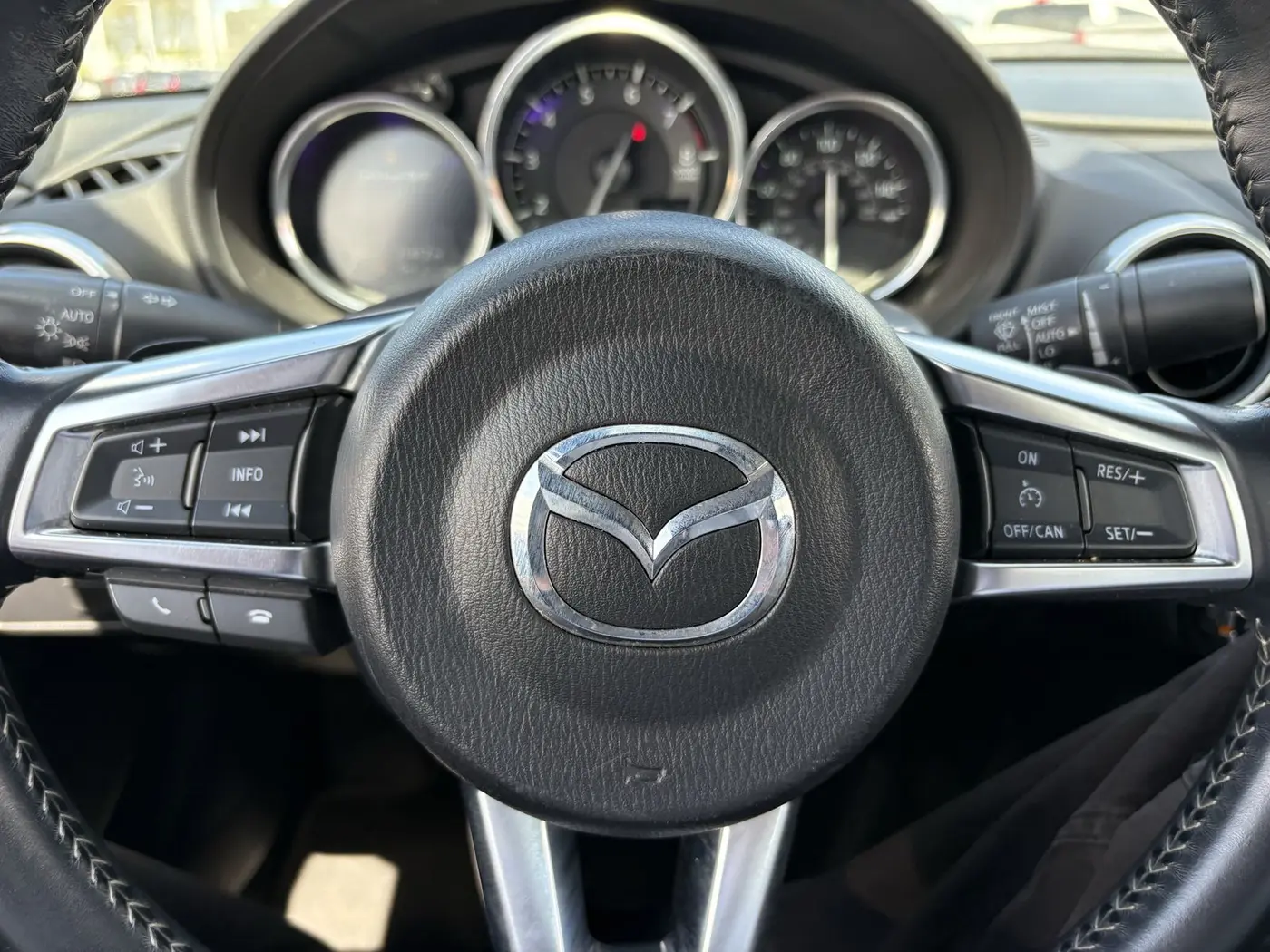 2023 MAZDA MX-5