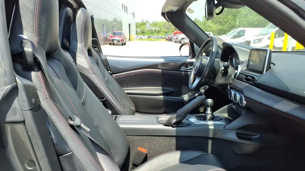 2017 Mazda MX-5 Miata RF Grand Touring