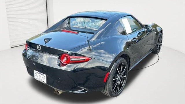 2025 Mazda MX-5 Miata RF Grand Touring