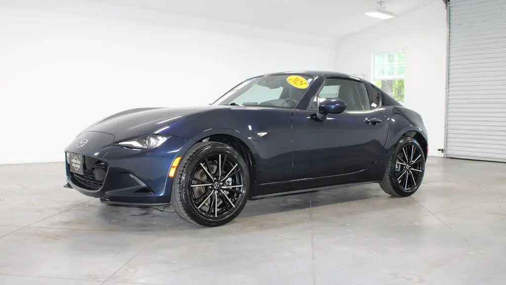 2025 Mazda MX-5 Miata RF Grand Touring