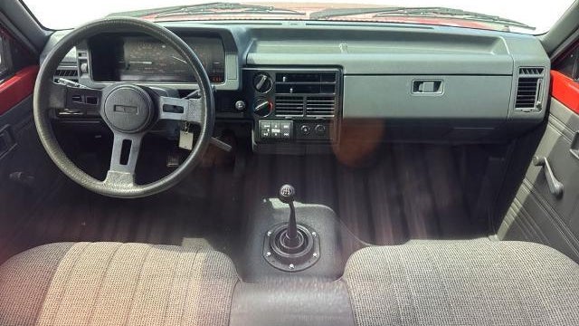 1991 Mazda B-Series B2200