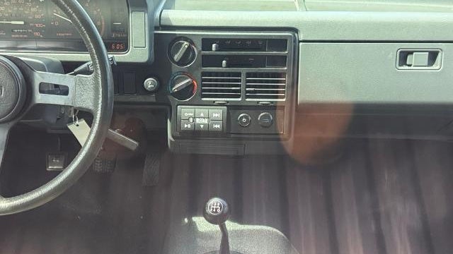 1991 Mazda B-Series B2200