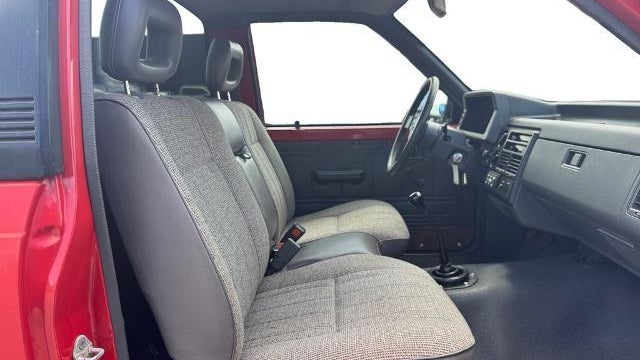 1991 Mazda B-Series B2200