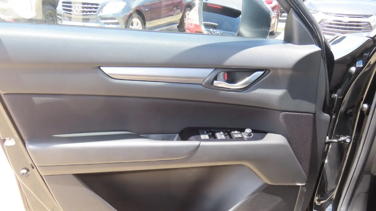 2020 Mazda CX-5 Sport