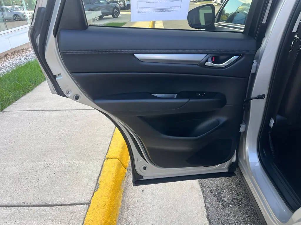 2025 MAZDA CX-5 - $25,501