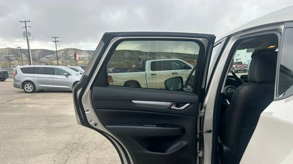 2025 Mazda CX-5 2.5 S Preferred