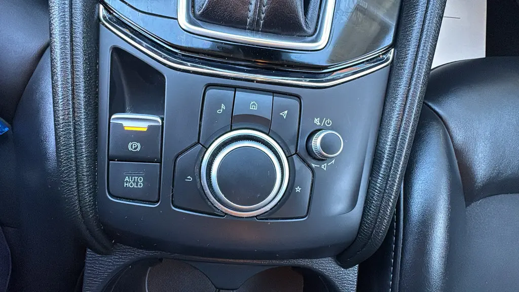 2021 MAZDA CX-5 - $21,550