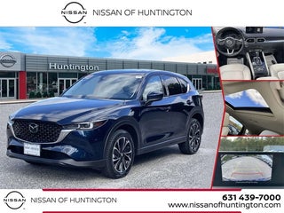 2022 Mazda CX-5 with Deep Crystal Blue Mica Exterior