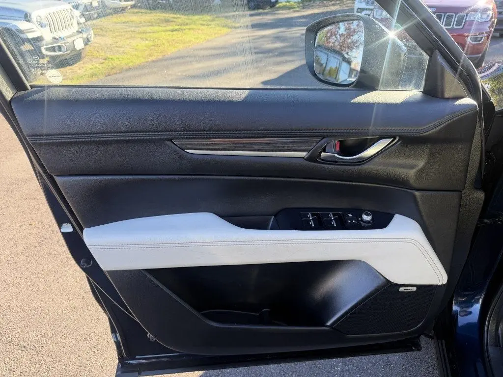 2021 MAZDA CX-5 - $21,995