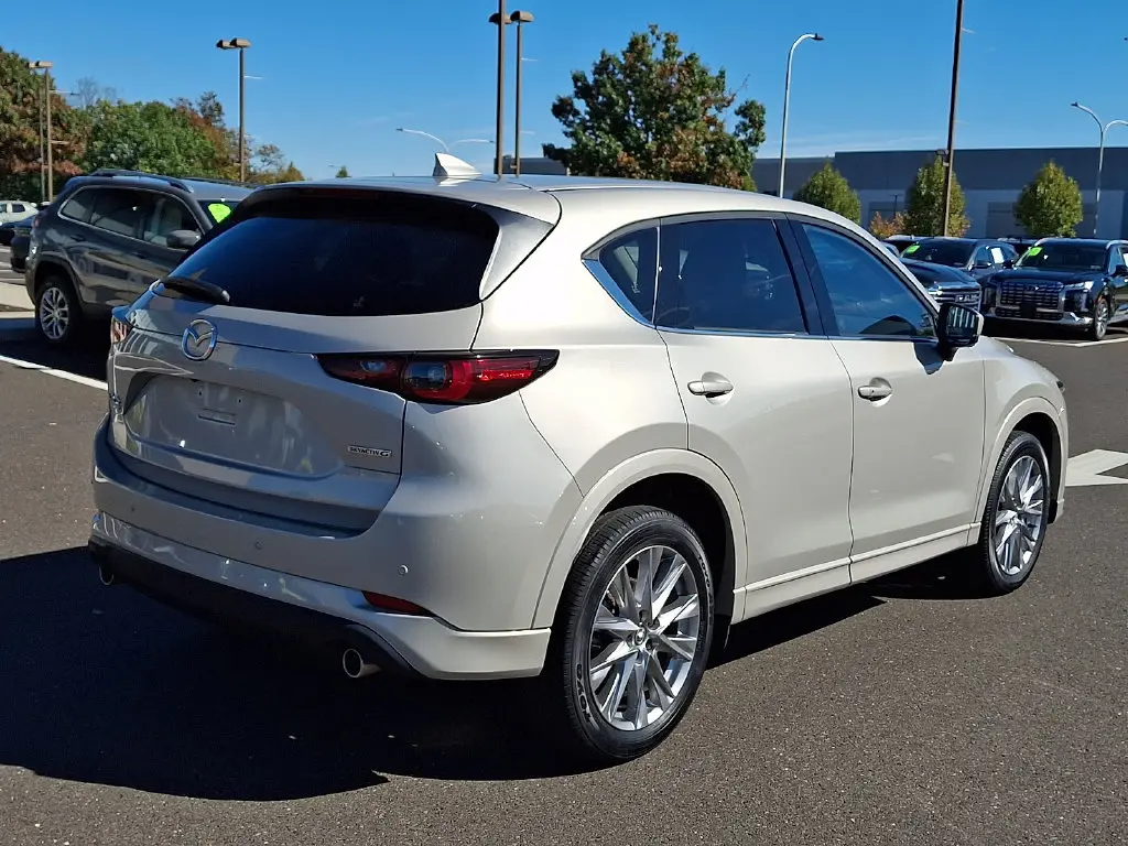 2025 MAZDA CX-5 - $31,998