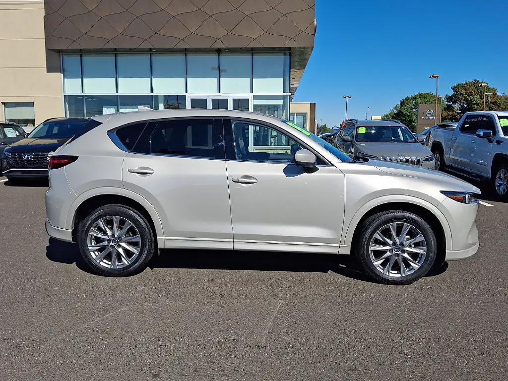 2025 MAZDA CX-5 - $31,998