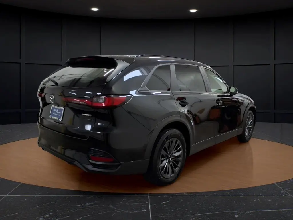 2025 MAZDA CX-7 - $27,995
