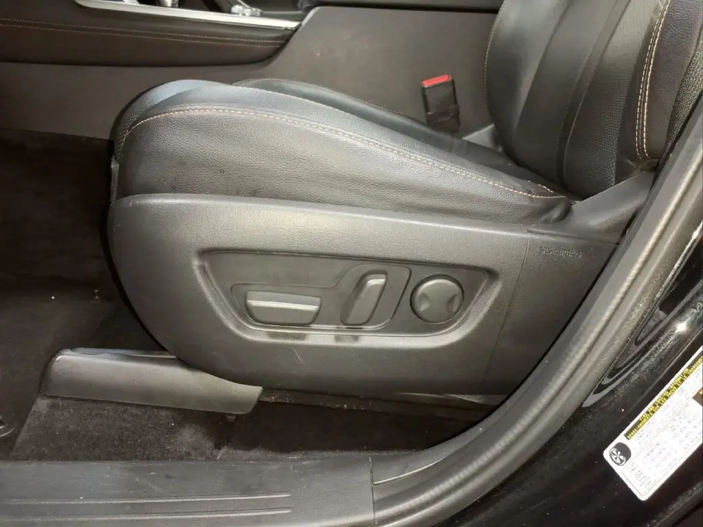 2025 MAZDA CX-7 - $27,995