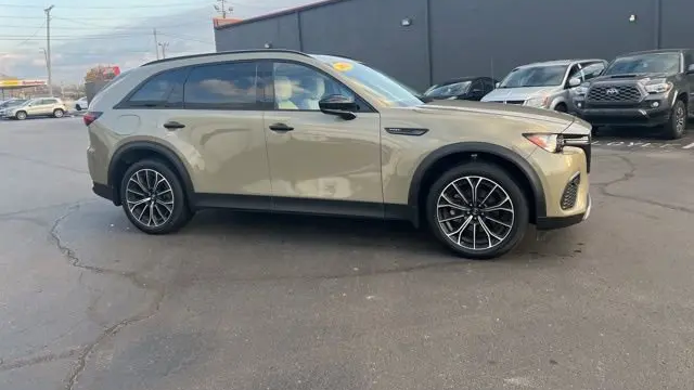2025 Mazda CX-70 Plug-in Hybrid Premium