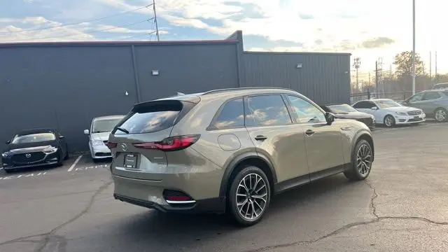 2025 Mazda CX-70 Plug-in Hybrid Premium