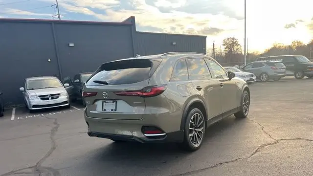 2025 Mazda CX-70 Plug-in Hybrid Premium