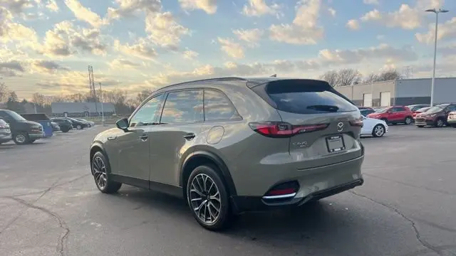 2025 Mazda CX-70 Plug-in Hybrid Premium