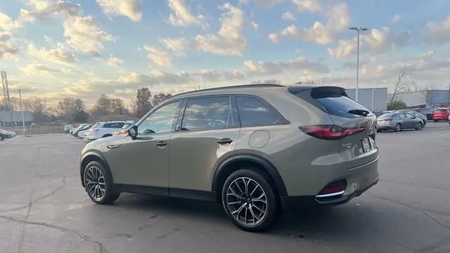 2025 Mazda CX-70 Plug-in Hybrid Premium