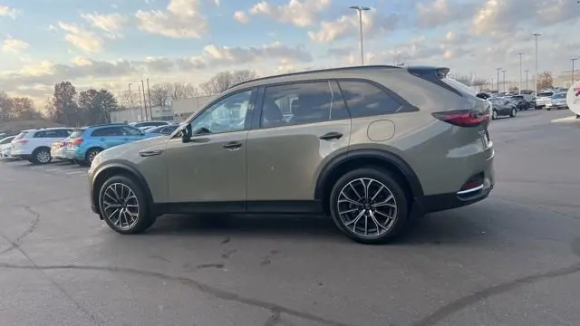 2025 Mazda CX-70 Plug-in Hybrid Premium