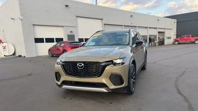 2025 Mazda CX-70 Plug-in Hybrid Premium