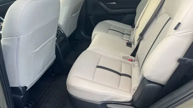 2025 Mazda CX-70 Plug-in Hybrid Premium