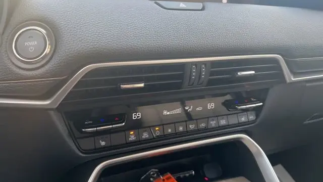 2025 Mazda CX-70 Plug-in Hybrid Premium