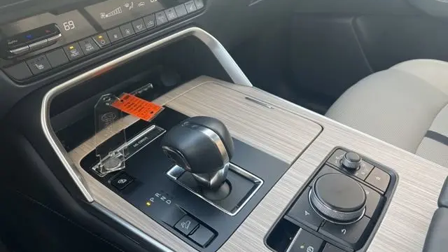 2025 Mazda CX-70 Plug-in Hybrid Premium