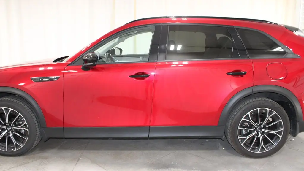 2025 Mazda CX-70 Plug-in Hybrid Premium
